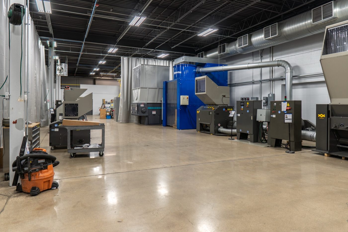 3015 South 163rd Street — industrial property photo 3