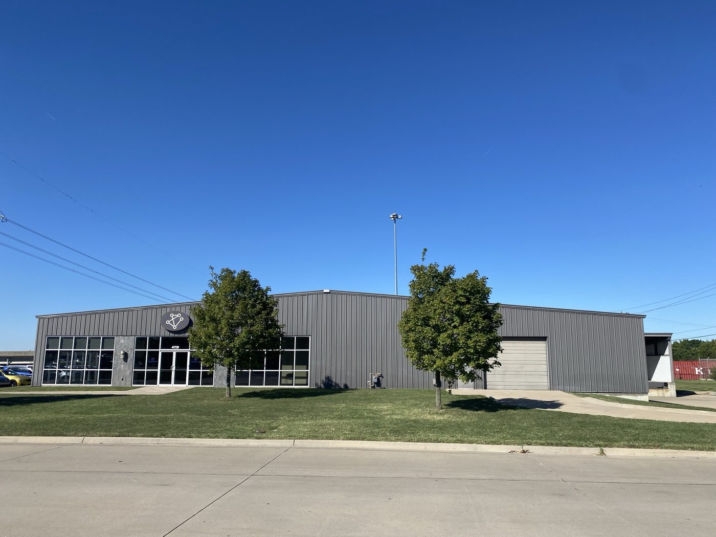 4115 SW Southgate Drive — industrial property photo 1