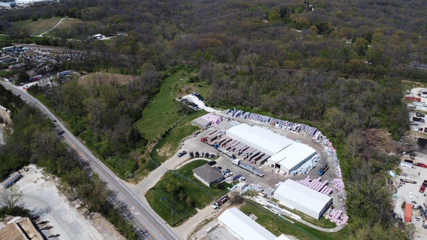1285 West Terra Lane — industrial property photo 2