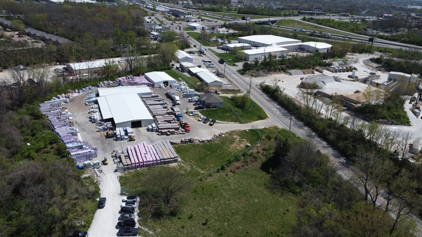1285 West Terra Lane — industrial property photo 3