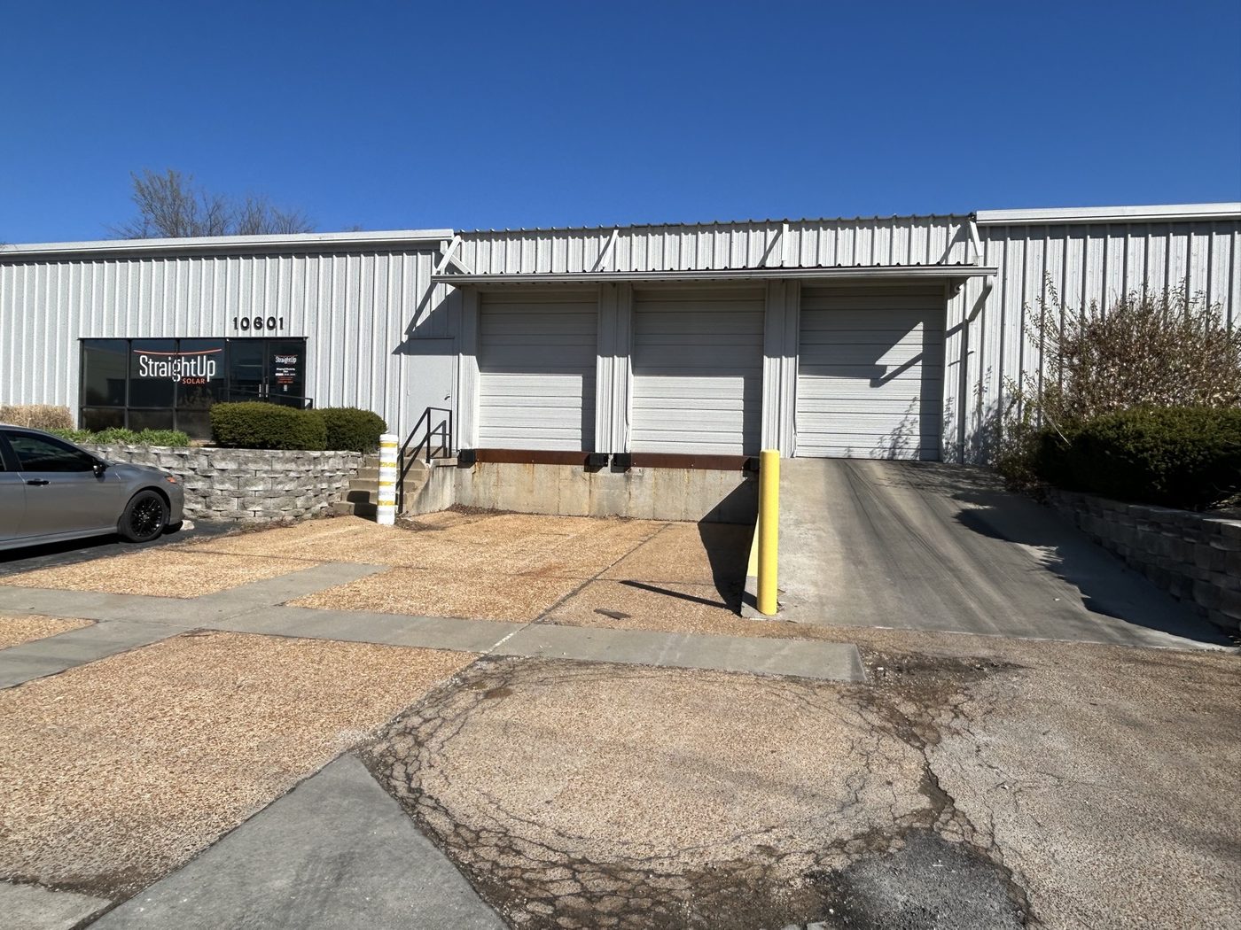 10605 Trenton Avenue — industrial property photo 3