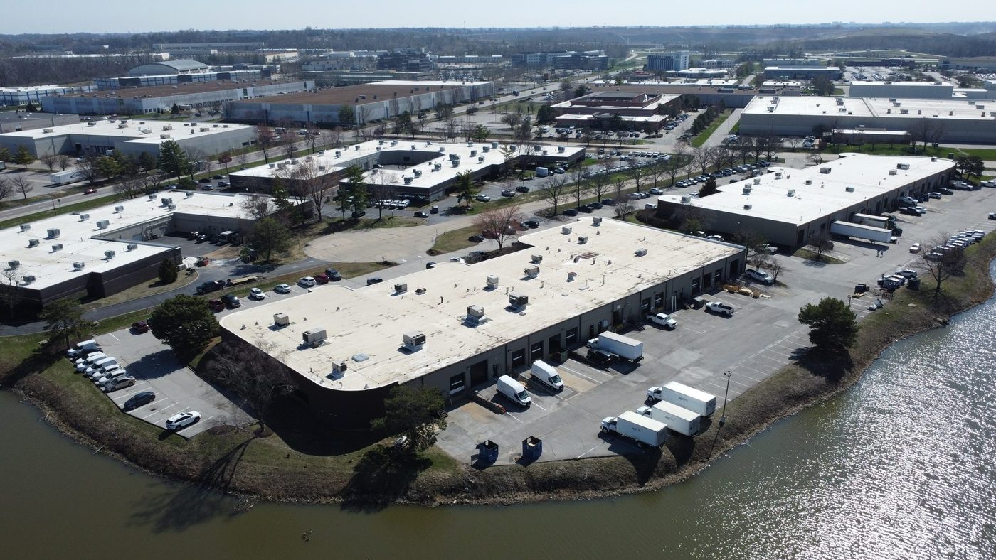 4061 Wedgeway Court — industrial property photo 2